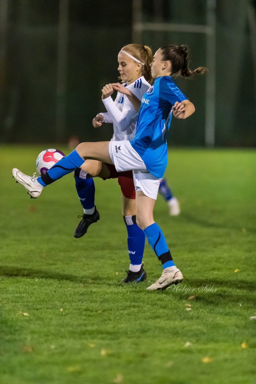 Bild 131 - wCJ VfL Pinneberg - Hamburger SV : Ergebnis: 0:6